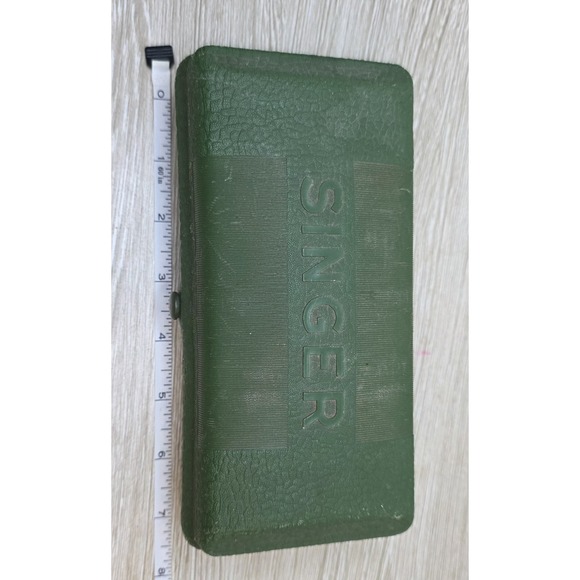 Vintage Singer Model W 654321 N Sewing Accessory w/ Green Case Beautiful - Picture 3 of 13